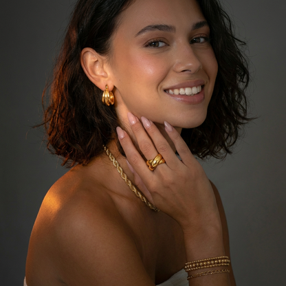 Évore Earrings