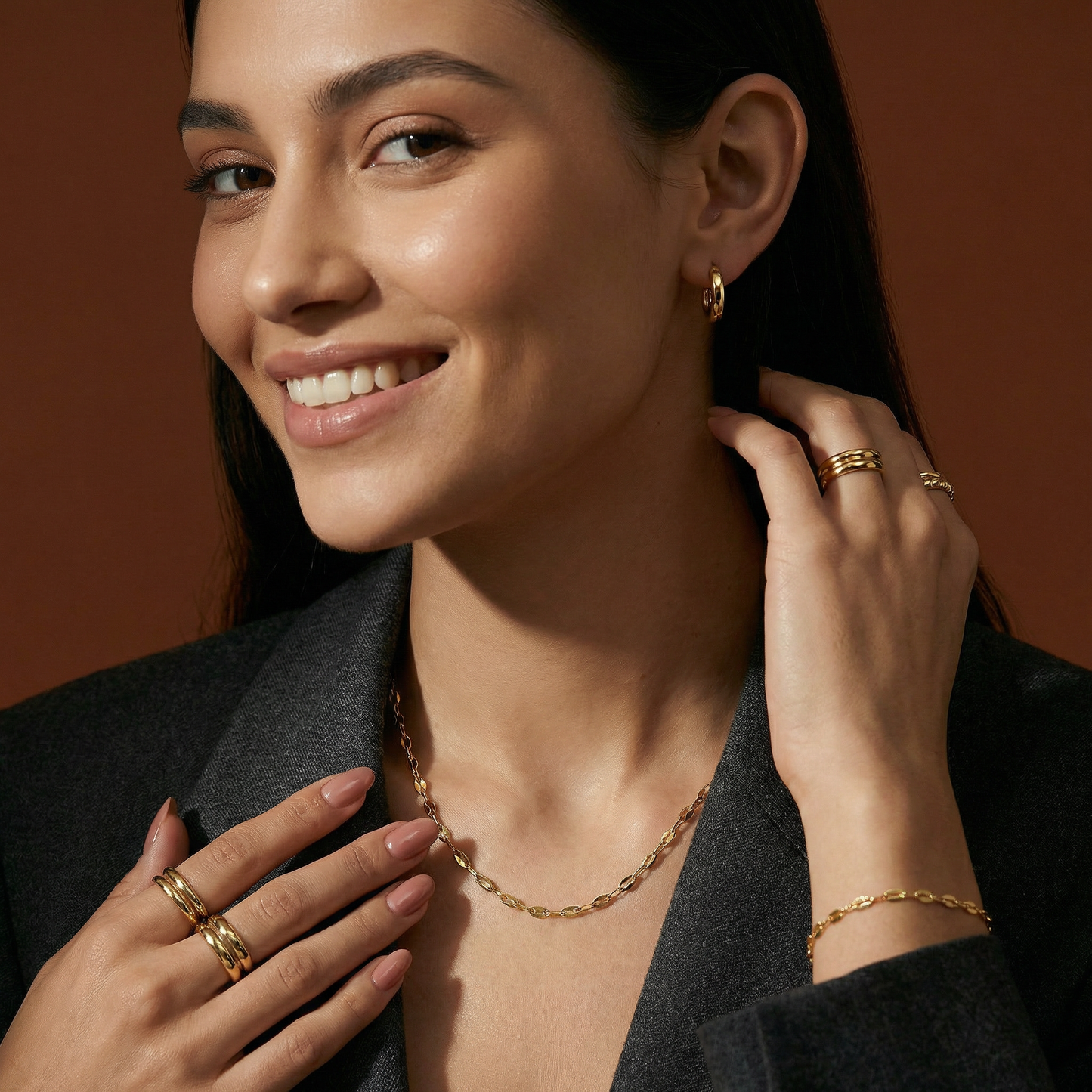 Caeluna Necklace