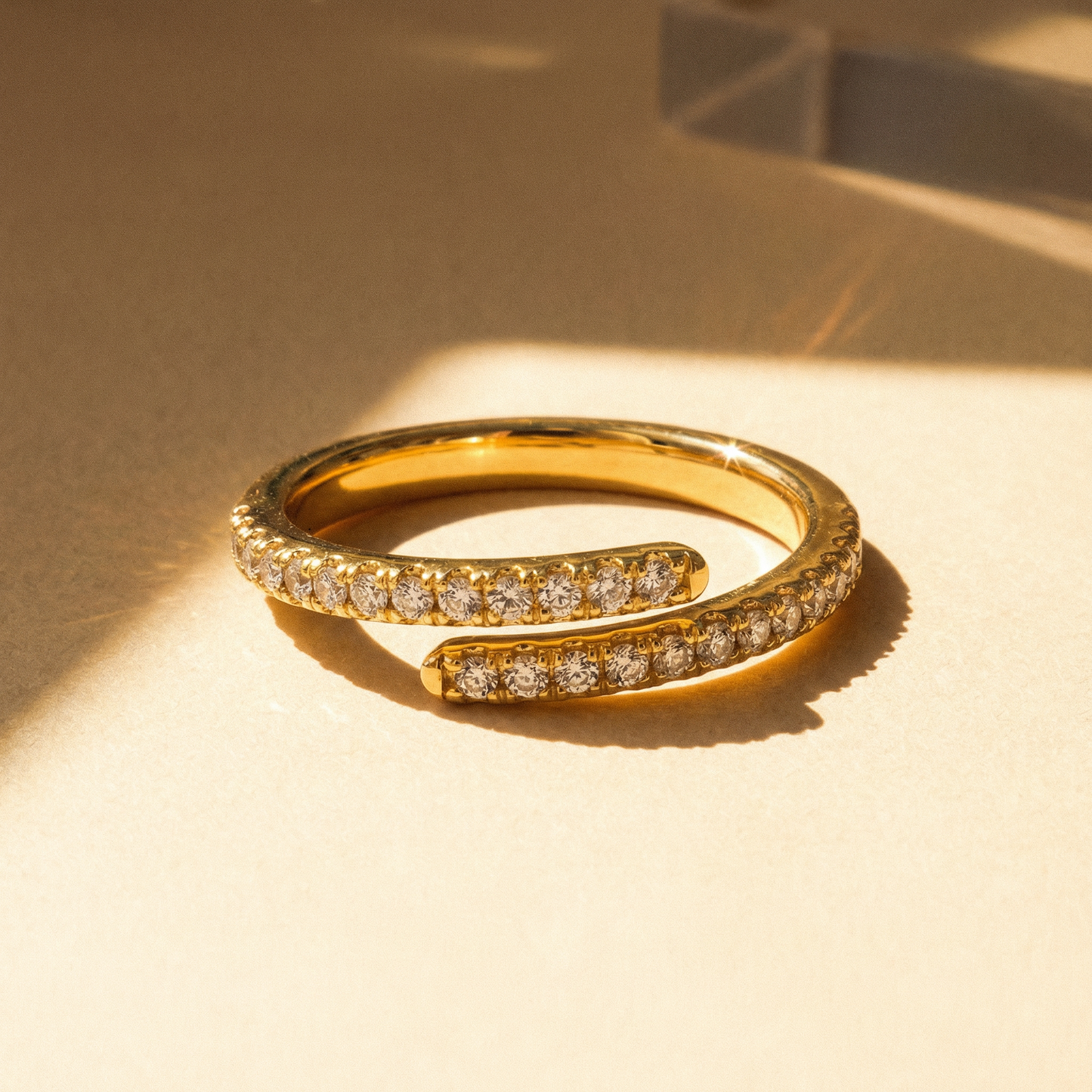 Luvéra Ring